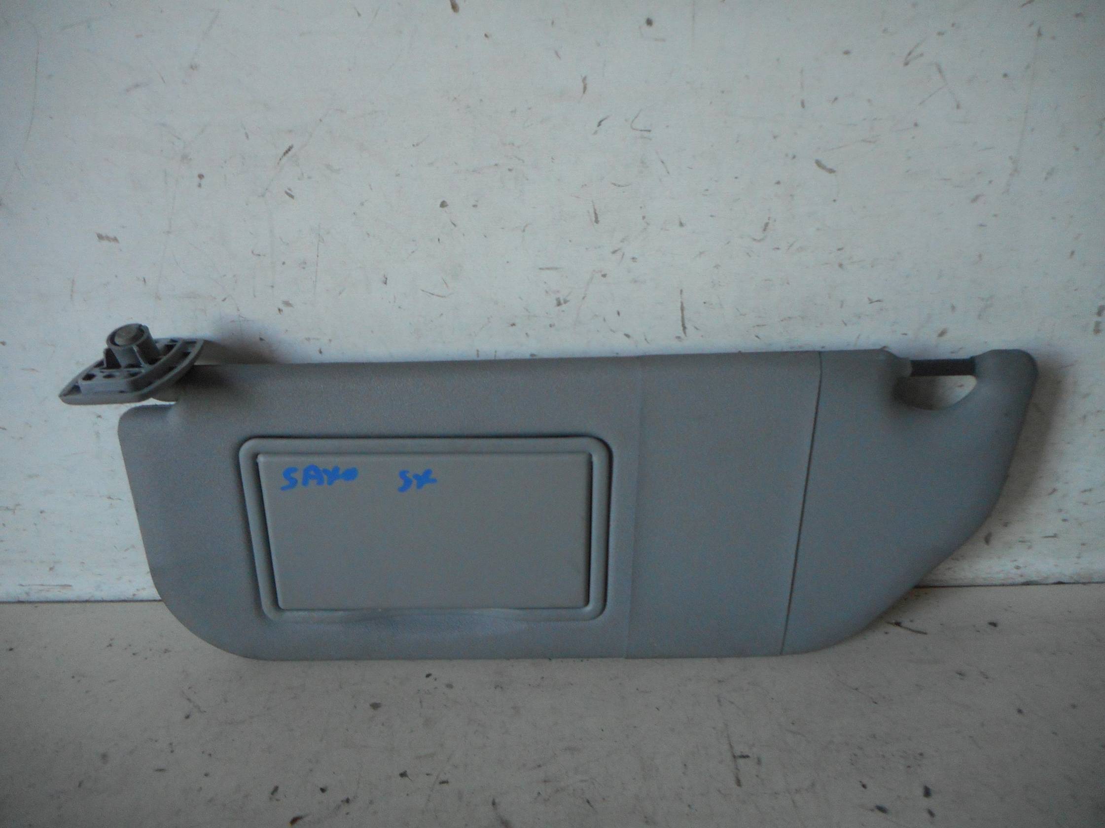 Aletta parasole parabrezza sx.